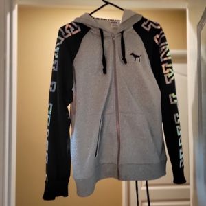 Beautiful jog set from Victoria secret